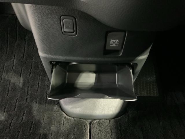 Ｎ－ＢＯＸカスタム Ｌ　Ｈ　ＳＥＮＳＩＮＧ　最長５年保証　ワンオーナー　ナビＶＸＵ－２２７ＮＢＩ　ＴＶ　Ｒカメラ　ＣＤ録音　ＢＴオ－ディオ　ＤＶＤ　ＥＴＣ　ＬＥＤライト　ＶＳＡ　シートヒーター　クルコン　アルミ　フォグ　ＡＣ（28枚目）