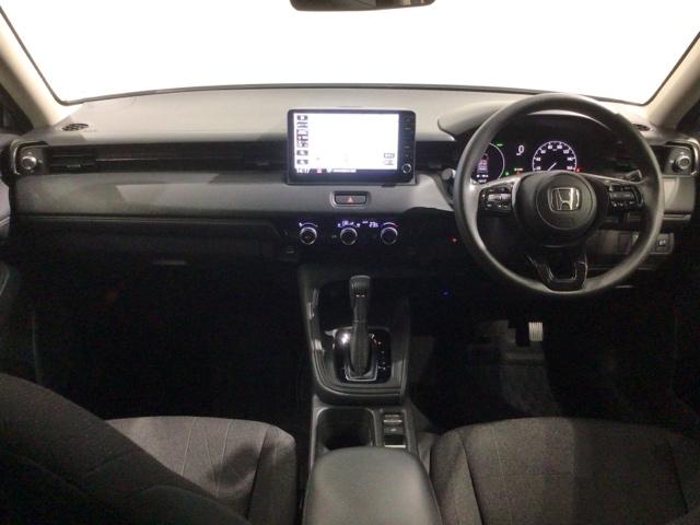 ヴェゼル ｅ：ＨＥＶＸ　Ｈ　ＳＥＮＳＩＮＧ　最長５年保証　ワンオ－ナ－　ナビＶＸＵ－２２５ＶＺｉ　ＴＶ　Ｒカメラ　ＢＴオ－ディオ　ＤＶＤ　ＥＴＣ　ＬＥＤライト　ＶＳＡ　クルコン　スマ－トキ－　盗難防止装置　整備記録簿　ＡＡＣ（9枚目）