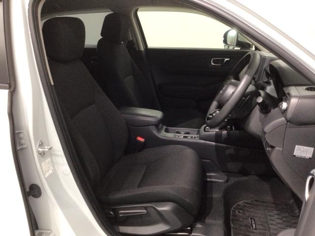 ヴェゼル ｅ：ＨＥＶＸ　Ｈ　ＳＥＮＳＩＮＧ　最長５年保証　ワンオ－ナ－　ナビＶＸＵ－２２５ＶＺｉ　ＴＶ　Ｒカメラ　ＢＴオ－ディオ　ＤＶＤ　ＥＴＣ　ＬＥＤライト　ＶＳＡ　クルコン　スマ－トキ－　盗難防止装置　整備記録簿　ＡＡＣ（17枚目）