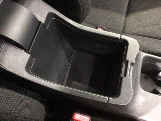 ヴェゼル ｅ：ＨＥＶＸ　Ｈ　ＳＥＮＳＩＮＧ　最長５年保証　ワンオ－ナ－　ナビＶＸＵ－２２５ＶＺｉ　ＴＶ　Ｒカメラ　ＢＴオ－ディオ　ＤＶＤ　ＥＴＣ　ＬＥＤライト　ＶＳＡ　クルコン　スマ－トキ－　盗難防止装置　整備記録簿　ＡＡＣ（28枚目）