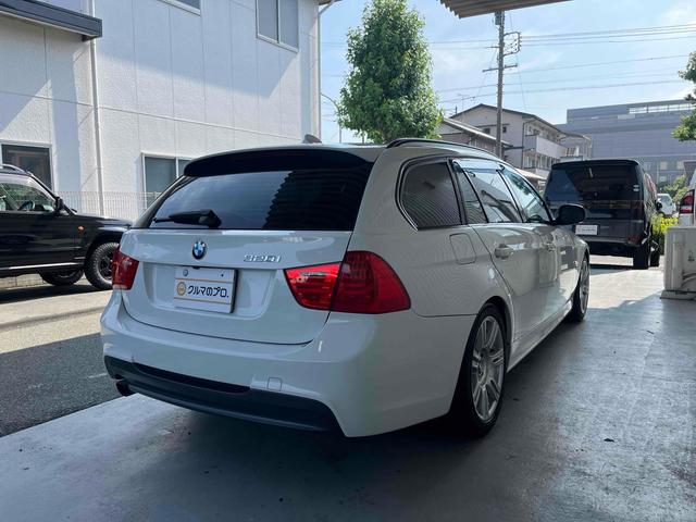 ３シリーズ ３２０ｉツーリング　Ｍスポーツパッケージ　Ｍスポーツ　車検令和９年６月　純正ナビ　バックカメラ　メモリ付きパワーシート　３６０°ドライブレコーダー　ＨＩＤヘッドライト　１７インチＡＷ　左右独立オートエアコン　ミラー型ＥＴＣ　ＭＴモード付ＡＴ（9枚目）