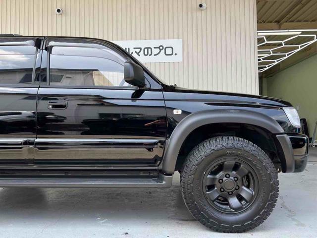 ハイラックスサーフ ＳＳＲ－Ｘ　４ＷＤ　ブラックアウトカスタム　ジオランダーＸ－ＡＴ　背面タイヤ　ドライブレコーダー　ＥＴＣ　社外ナビ　フルセグＴＶ　バックカメラ　ＵＳＢ　Ｂｌｕｅｔｏｏｔｈ　助手席エアバック　純正１６インチＡＷ（39枚目）