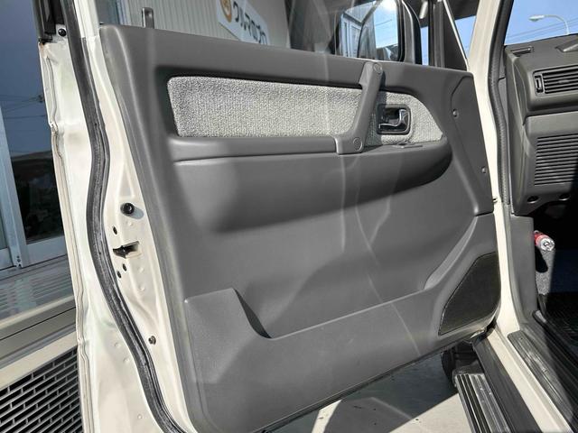 パジェロ ワイド　ＶＲ　４ＷＤ　ワンオーナー　サンルーフ　新品ＯＰＥＮＣＯＵＮＴＲＹタイヤ　純正１５インチＡＷ　電動格納ミラー　ＣＤオーディオ　ミュージックプレイヤー接続可　ＡＡＣ　寒冷地仕様　取説　保証書　点検記録簿（34枚目）