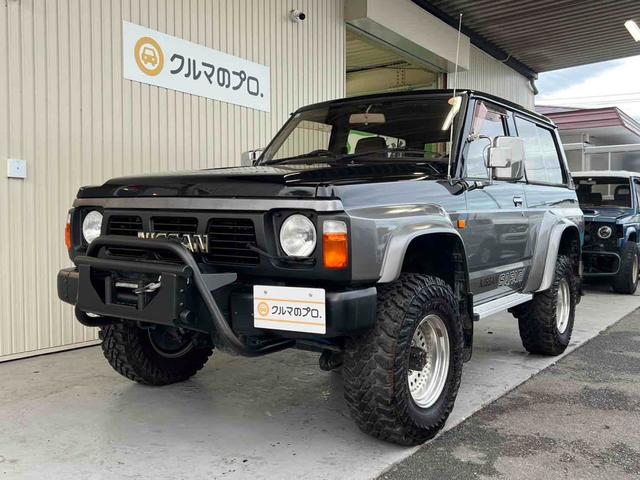 サファリ グランロード　走行６万キロ　ディーゼル　リフトアップ　グリルガード　電動ウインチ　ＧＥＯＬＡＮＤＡＲ　Ｍ／Ｔタイヤ　１５インチアルミホイール　オーバーフェンダー　サイドステップ　ナビ　背面タイヤ　集中ドアロック（29枚目）