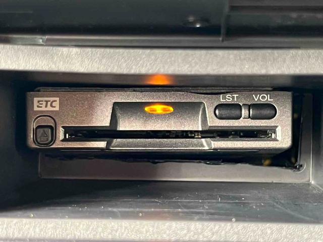 パジェロ ロング　エクシード　４ＷＤ　２インチリフトアップ　ＢＦグッドリッチタイヤ　ＮＩＴＲＯ　ＰＯＷＥＲ１７インチＡＷ　ブラックアウト　インナーブラック　Ｒスポイラー　テールランプカバー　ナビ　Ｂカメラ　ＥＴＣ　クルコン（27枚目）