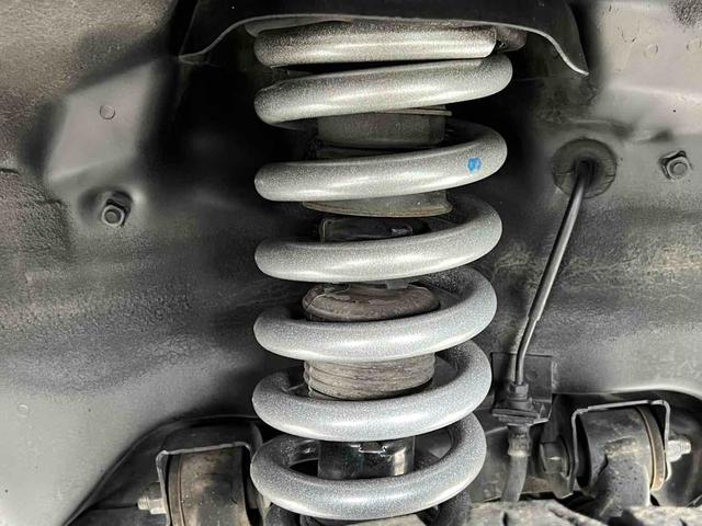 パジェロ ロング　エクシード　４ＷＤ　２インチリフトアップ　ＢＦグッドリッチタイヤ　ＮＩＴＲＯ　ＰＯＷＥＲ１７インチＡＷ　ブラックアウト　インナーブラック　Ｒスポイラー　テールランプカバー　ナビ　Ｂカメラ　ＥＴＣ　クルコン（58枚目）