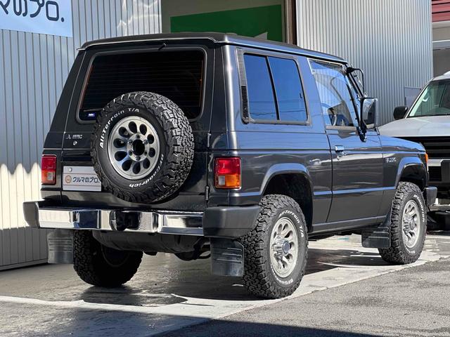 パジェロ XL 後期 ディーゼルターボ フロア5速MT BFグッドリッチタイヤ25年製造 ショート&ナローボディ 純正15インチAW メッキバンパー LEDヘッドライト PS AC PW 三角窓 コーティング施工済(18枚目)