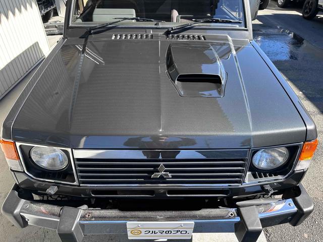 パジェロ XL 後期 ディーゼルターボ フロア5速MT BFグッドリッチタイヤ25年製造 ショート&ナローボディ 純正15インチAW メッキバンパー LEDヘッドライト PS AC PW 三角窓 コーティング施工済(41枚目)