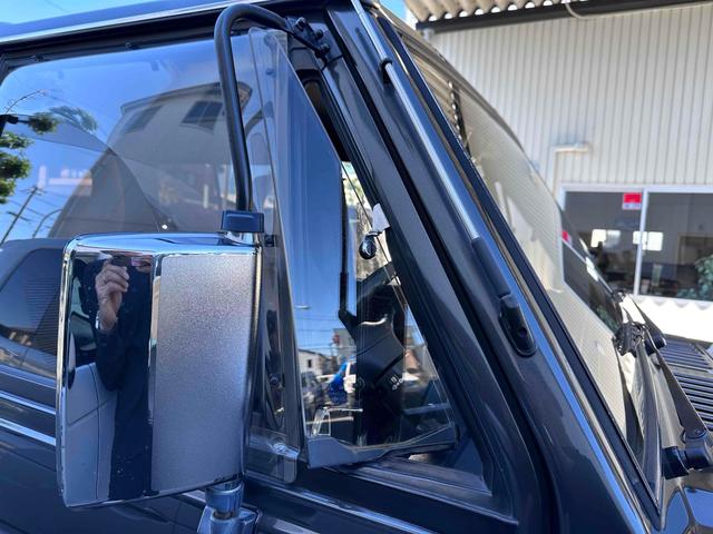 パジェロ XL 後期 ディーゼルターボ フロア5速MT BFグッドリッチタイヤ25年製造 ショート&ナローボディ 純正15インチAW メッキバンパー LEDヘッドライト PS AC PW 三角窓 コーティング施工済(51枚目)