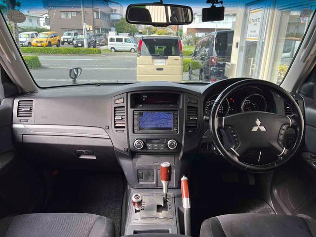 運転者にとっては日々使用することとなる運転席です。運転席が快適だと運転に集中することができますね。