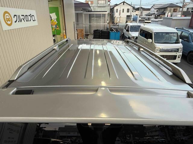 パジェロ ロング　ＺＲ　フロア５速ＭＴ　２インチリフトアップ　ブラックアウト　背面レス仕様　Ｒスポイラー　ルーフレール　ＢＦグッドリッチタイヤ　１７インチＡＷ　ナローボディ　サイドステップ　インナーブラック　Ｆフォグ　７人乗（50枚目）