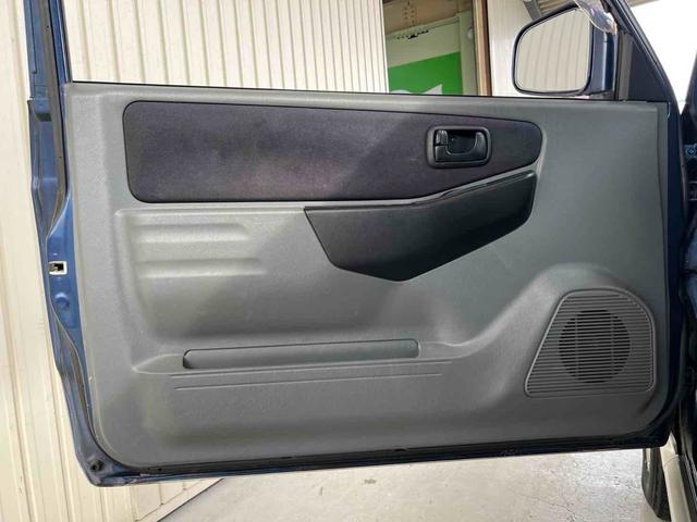 パジェロミニ XR 4WD フロア5速MT ルーフレール リアスポイラー フロントフォグランプ キーレスエントリー ミラー型ドライブレコーダー バックカメラ 電動格納ミラー 純正アルミホイール 衝突安全ボディ(9枚目)