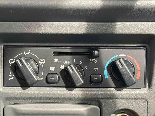 パジェロミニ XR 4WD フロア5速MT ルーフレール リアスポイラー フロントフォグランプ キーレスエントリー ミラー型ドライブレコーダー バックカメラ 電動格納ミラー 純正アルミホイール 衝突安全ボディ(19枚目)