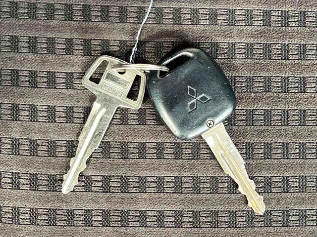 パジェロミニ XR 4WD フロア5速MT ルーフレール リアスポイラー フロントフォグランプ キーレスエントリー ミラー型ドライブレコーダー バックカメラ 電動格納ミラー 純正アルミホイール 衝突安全ボディ(26枚目)