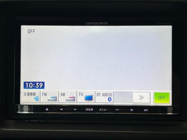 エリシオン Ｇエアロ　パワースライドドアドア　ブラックアウトカスタム　インナーブラック　純正１７インチＡＷブラック塗装　テールランプスモーク塗装　ＨＩＤヘッドライト　キーレスエントリー　ナビ　Ｂカメラ　ＥＴＣ　オートライト（23枚目）