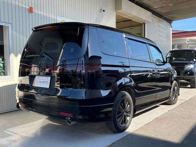 エリシオン Ｇエアロ　パワースライドドアドア　ブラックアウトカスタム　インナーブラック　純正１７インチＡＷブラック塗装　テールランプスモーク塗装　ＨＩＤヘッドライト　キーレスエントリー　ナビ　Ｂカメラ　ＥＴＣ　オートライト（35枚目）