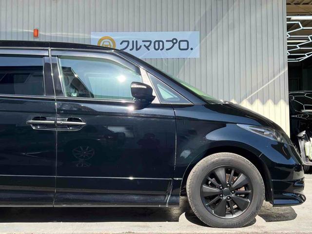 エリシオン Ｇエアロ　パワースライドドアドア　ブラックアウトカスタム　インナーブラック　純正１７インチＡＷブラック塗装　テールランプスモーク塗装　ＨＩＤヘッドライト　キーレスエントリー　ナビ　Ｂカメラ　ＥＴＣ　オートライト（44枚目）