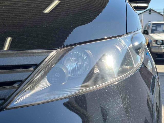 エリシオン Ｇエアロ　パワースライドドアドア　ブラックアウトカスタム　インナーブラック　純正１７インチＡＷブラック塗装　テールランプスモーク塗装　ＨＩＤヘッドライト　キーレスエントリー　ナビ　Ｂカメラ　ＥＴＣ　オートライト（46枚目）