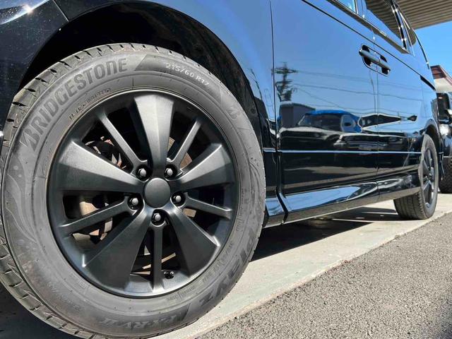 エリシオン Ｇエアロ　パワースライドドアドア　ブラックアウトカスタム　インナーブラック　純正１７インチＡＷブラック塗装　テールランプスモーク塗装　ＨＩＤヘッドライト　キーレスエントリー　ナビ　Ｂカメラ　ＥＴＣ　オートライト（50枚目）