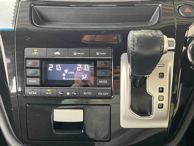 エルグランド ２５０ハイウェイスター　７人乗り　ウォークスルー　インナーブラック　スモークテールランプ　ブラック塗装アルミホイール　ナビ　フルセグ　バックカメラ　ドライブレコーダー　ビルトインＥＴＣ　左側パワースライドドア　キセノンライト（27枚目）