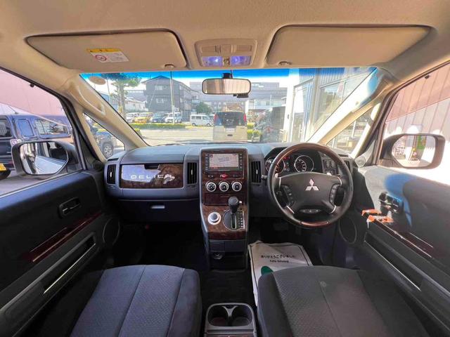 デリカD:5 シャモニー 7人乗り ウォークスルー BFグッドリッチ MKW16インチAW 両側電動スライド ケンウッド前後ドラレコ ナビ TV フロント・サイド・バックカメラ パドルシフト オートライト ETC クルコン(3枚目)
