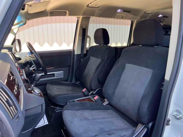 デリカD:5 シャモニー 7人乗り ウォークスルー BFグッドリッチ MKW16インチAW 両側電動スライド ケンウッド前後ドラレコ ナビ TV フロント・サイド・バックカメラ パドルシフト オートライト ETC クルコン(8枚目)