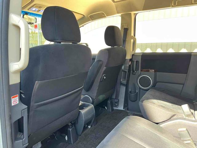 デリカD:5 シャモニー 7人乗り ウォークスルー BFグッドリッチ MKW16インチAW 両側電動スライド ケンウッド前後ドラレコ ナビ TV フロント・サイド・バックカメラ パドルシフト オートライト ETC クルコン(12枚目)