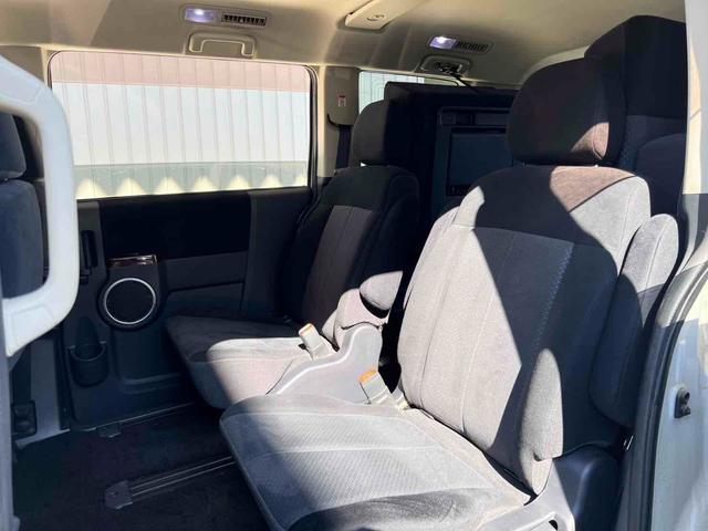 デリカD:5 シャモニー 7人乗り ウォークスルー BFグッドリッチ MKW16インチAW 両側電動スライド ケンウッド前後ドラレコ ナビ TV フロント・サイド・バックカメラ パドルシフト オートライト ETC クルコン(13枚目)