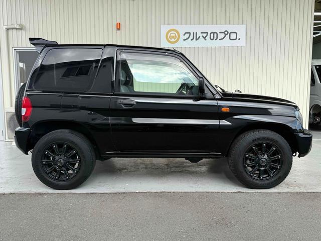 パジェロイオ ＺＲ　ブラックアウト　インナーブラック　車検Ｒ９年１０月　リアスポイラー　背面タイヤ　ＭＧ１５インチブラックＡＷ　ケンウッドオーディオ　ＡＵＸ　ＵＳＢ　オートエアコン　フロントフォグライト（31枚目）