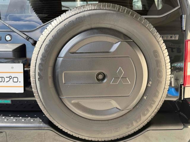 パジェロイオ ＺＲ　ブラックアウト　インナーブラック　車検Ｒ９年１０月　リアスポイラー　背面タイヤ　ＭＧ１５インチブラックＡＷ　ケンウッドオーディオ　ＡＵＸ　ＵＳＢ　オートエアコン　フロントフォグライト（42枚目）