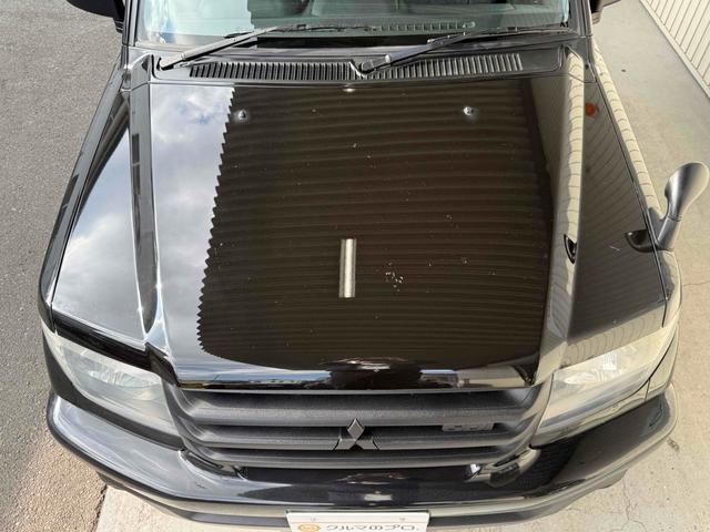 パジェロイオ ＺＲ　ブラックアウト　インナーブラック　車検Ｒ９年１０月　リアスポイラー　背面タイヤ　ＭＧ１５インチブラックＡＷ　ケンウッドオーディオ　ＡＵＸ　ＵＳＢ　オートエアコン　フロントフォグライト（43枚目）