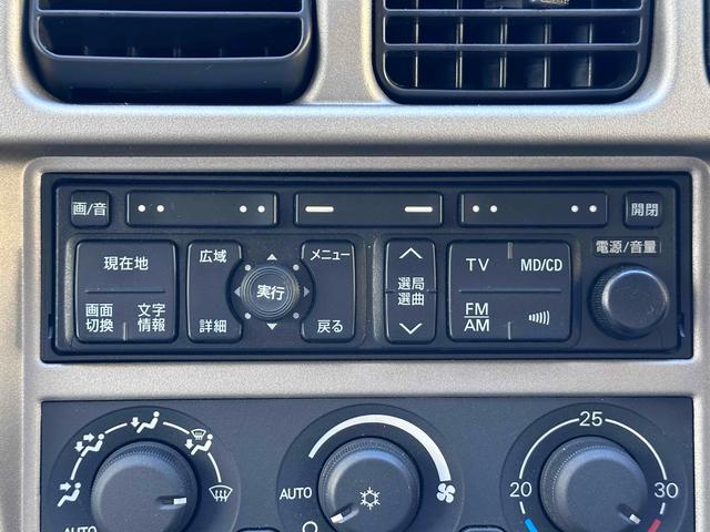 パジェロイオ パールパッケージＩＩ　ナビエディション　１．５インチリフトアップ　ブラックアウト　オーバーフェンダー　社外１６インチＡＷ　インナーブラック　Ｆフォグランプ　背面タイヤ　純正モニター　ＥＴＣ　ＡＡＣ　ＰＳ　ＰＷ　分割可倒式Ｒシート　電格ミラー（6枚目）