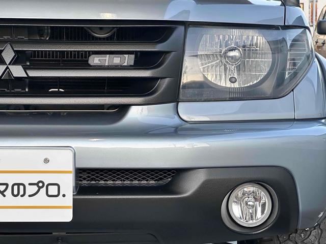 パジェロイオ パールパッケージＩＩ　ナビエディション　１．５インチリフトアップ　ブラックアウト　オーバーフェンダー　社外１６インチＡＷ　インナーブラック　Ｆフォグランプ　背面タイヤ　純正モニター　ＥＴＣ　ＡＡＣ　ＰＳ　ＰＷ　分割可倒式Ｒシート　電格ミラー（28枚目）