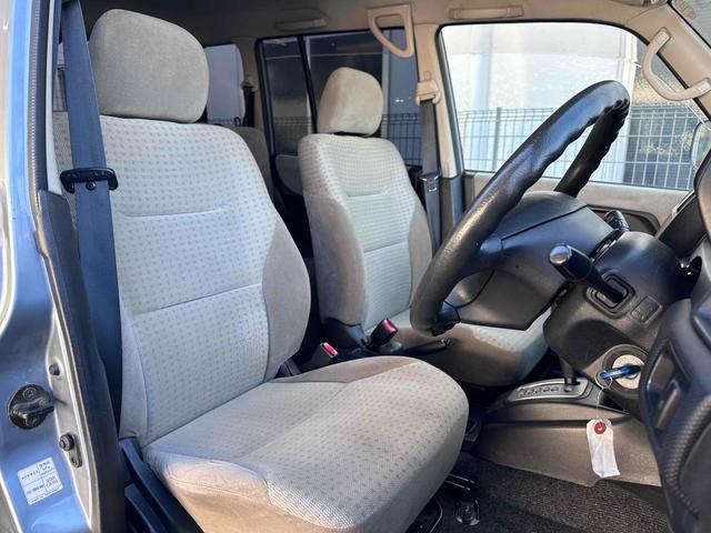 パジェロイオ パールパッケージＩＩ　ナビエディション　１．５インチリフトアップ　ブラックアウト　オーバーフェンダー　社外１６インチＡＷ　インナーブラック　Ｆフォグランプ　背面タイヤ　純正モニター　ＥＴＣ　ＡＡＣ　ＰＳ　ＰＷ　分割可倒式Ｒシート　電格ミラー（34枚目）