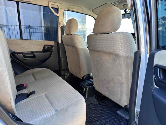 パジェロイオ パールパッケージＩＩ　ナビエディション　１．５インチリフトアップ　ブラックアウト　オーバーフェンダー　社外１６インチＡＷ　インナーブラック　Ｆフォグランプ　背面タイヤ　純正モニター　ＥＴＣ　ＡＡＣ　ＰＳ　ＰＷ　分割可倒式Ｒシート　電格ミラー（39枚目）