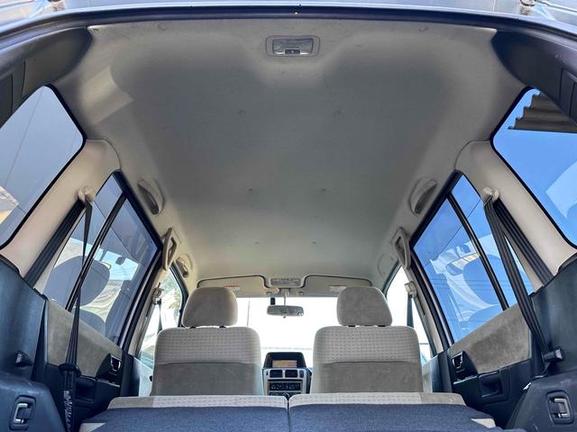 パジェロイオ パールパッケージＩＩ　ナビエディション　１．５インチリフトアップ　ブラックアウト　オーバーフェンダー　社外１６インチＡＷ　インナーブラック　Ｆフォグランプ　背面タイヤ　純正モニター　ＥＴＣ　ＡＡＣ　ＰＳ　ＰＷ　分割可倒式Ｒシート　電格ミラー（45枚目）