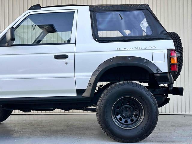 MITSUBISHI PAJERO VS