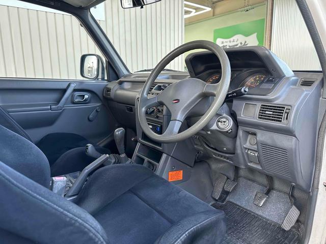 MITSUBISHI PAJERO VS