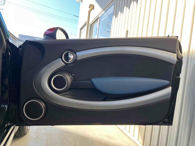 MINI クーパーS ICターボ 令和7年11月全塗装済み ツートンカラー ナビ バックカメラ フルセグTV ハーフレザーシート 17インチAW ETC キセノンヘッドライト フロントフォグランプ スモークテールランプ(6枚目)