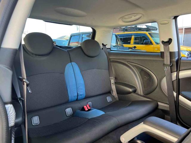 MINI クーパーS ICターボ 令和7年11月全塗装済み ツートンカラー ナビ バックカメラ フルセグTV ハーフレザーシート 17インチAW ETC キセノンヘッドライト フロントフォグランプ スモークテールランプ(10枚目)