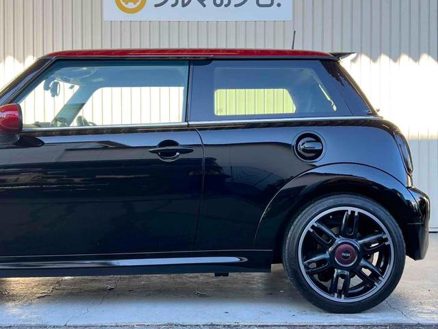 MINI クーパーS ICターボ 令和7年11月全塗装済み ツートンカラー ナビ バックカメラ フルセグTV ハーフレザーシート 17インチAW ETC キセノンヘッドライト フロントフォグランプ スモークテールランプ(40枚目)
