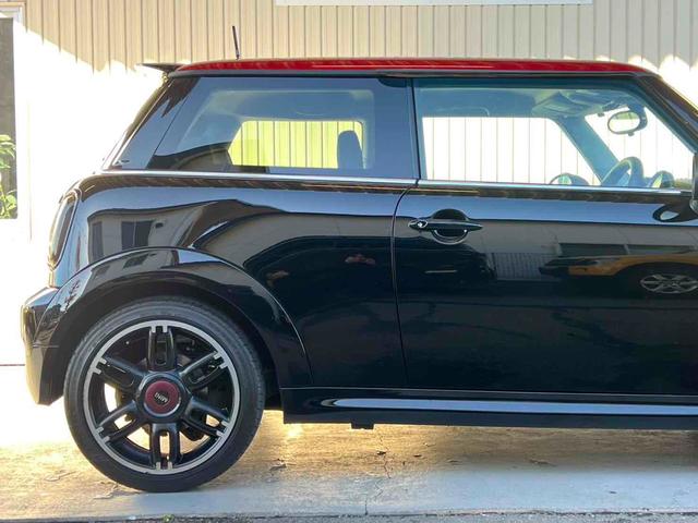 MINI クーパーS ICターボ 令和7年11月全塗装済み ツートンカラー ナビ バックカメラ フルセグTV ハーフレザーシート 17インチAW ETC キセノンヘッドライト フロントフォグランプ スモークテールランプ(41枚目)