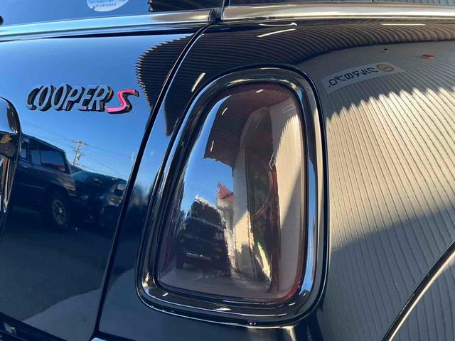 MINI クーパーS ICターボ 令和7年11月全塗装済み ツートンカラー ナビ バックカメラ フルセグTV ハーフレザーシート 17インチAW ETC キセノンヘッドライト フロントフォグランプ スモークテールランプ(44枚目)