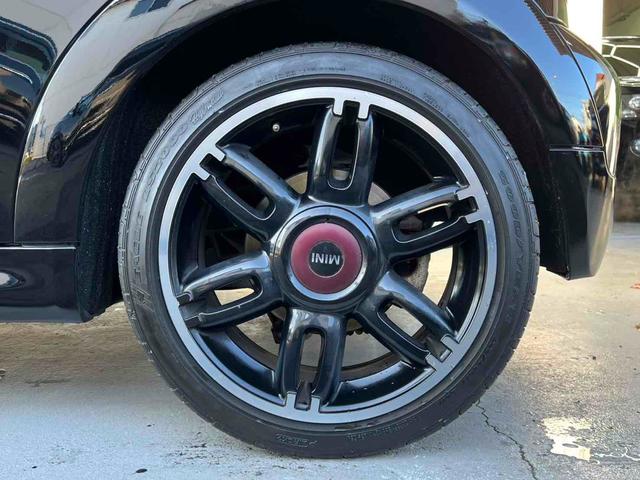 MINI クーパーS ICターボ 令和7年11月全塗装済み ツートンカラー ナビ バックカメラ フルセグTV ハーフレザーシート 17インチAW ETC キセノンヘッドライト フロントフォグランプ スモークテールランプ(46枚目)