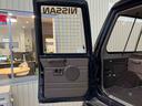 グランロード　走行６万キロ　ディーゼル　リフトアップ　グリルガード　電動ウインチ　ＧＥＯＬＡＮＤＡＲ　Ｍ／Ｔタイヤ　１５インチアルミホイール　オーバーフェンダー　サイドステップ　ナビ　背面タイヤ　集中ドアロック（18枚目）