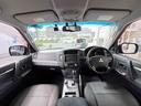 毎回座るフロントシート。運転席は必ず使用する部分ですので、座り心地が重要です!