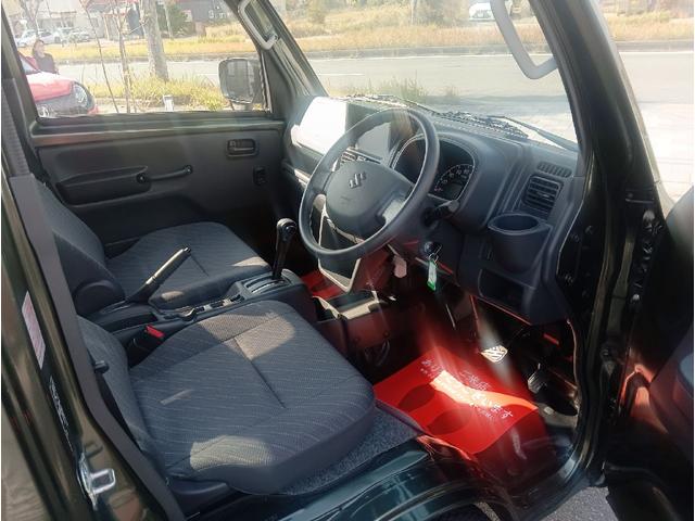 スーパーキャリイ X ユーザー買取 軽トラック AT 衝突被害軽減システム クリアランスソナー レーンアシスト アイドリングストップ 電動格納ミラー ESC エアコン パワーウィンドウ 運転席エアバッグ 助手席エアバッグ(9枚目)