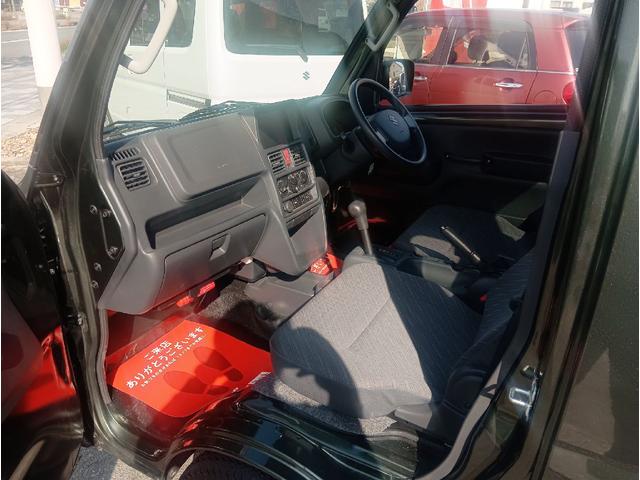 スーパーキャリイ X ユーザー買取 軽トラック AT 衝突被害軽減システム クリアランスソナー レーンアシスト アイドリングストップ 電動格納ミラー ESC エアコン パワーウィンドウ 運転席エアバッグ 助手席エアバッグ(10枚目)