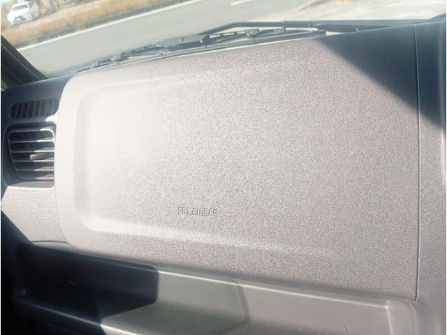 スーパーキャリイ X ユーザー買取 軽トラック AT 衝突被害軽減システム クリアランスソナー レーンアシスト アイドリングストップ 電動格納ミラー ESC エアコン パワーウィンドウ 運転席エアバッグ 助手席エアバッグ(18枚目)