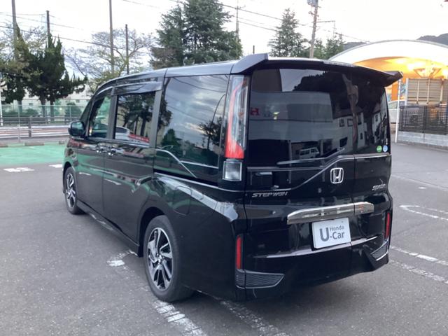 ステップワゴンスパーダ スパーダ・クールスピリット　ホンダセンシング　車検整備付　オートクルーズコントロール　レーンアシスト　衝突被害軽減システム　ＬＥＤヘッドランプ　スマートキー　アイドリングストップ　ＣＶＴ　アルミホイール　盗難防止システム　衝突安全ボディ　ＡＢＳ（9枚目）